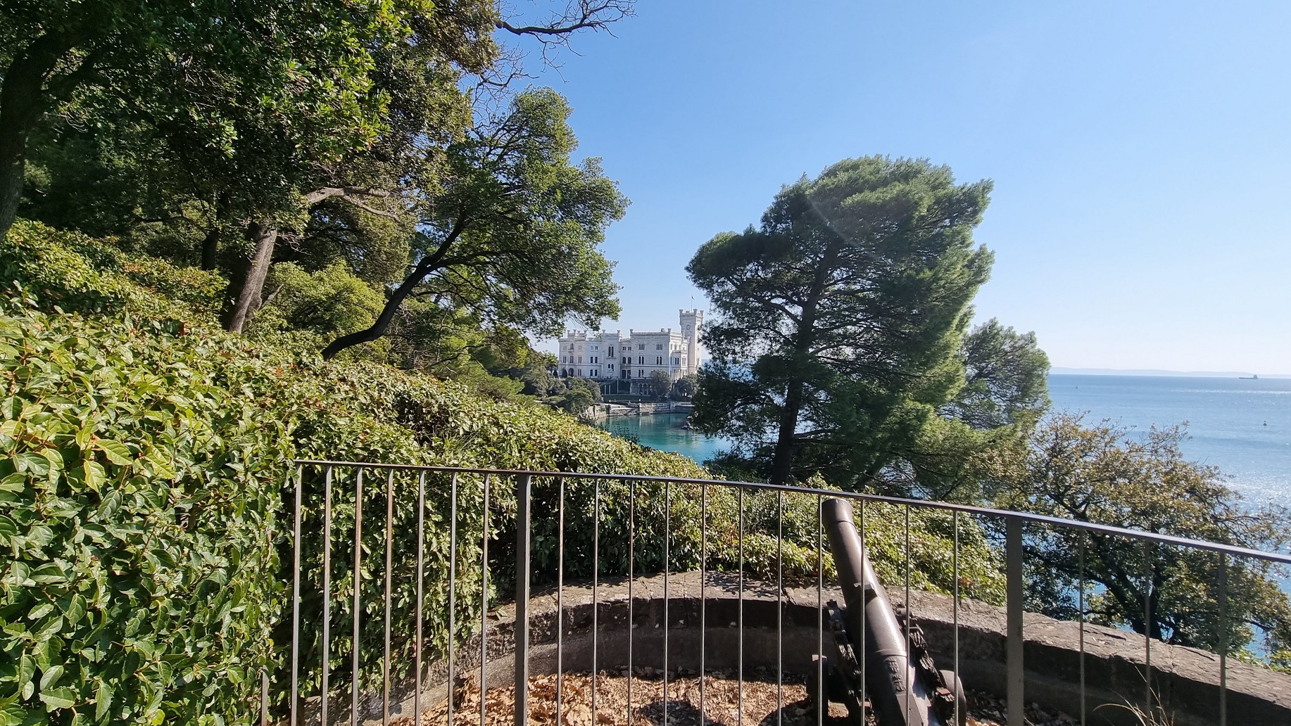 Belvedere dei Cannoni - Castello di Miramare Image