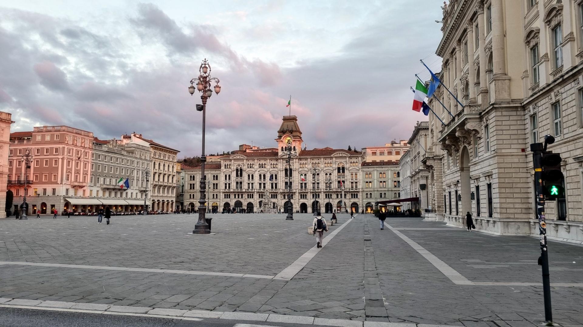 Piazza Unità d'Italia Image