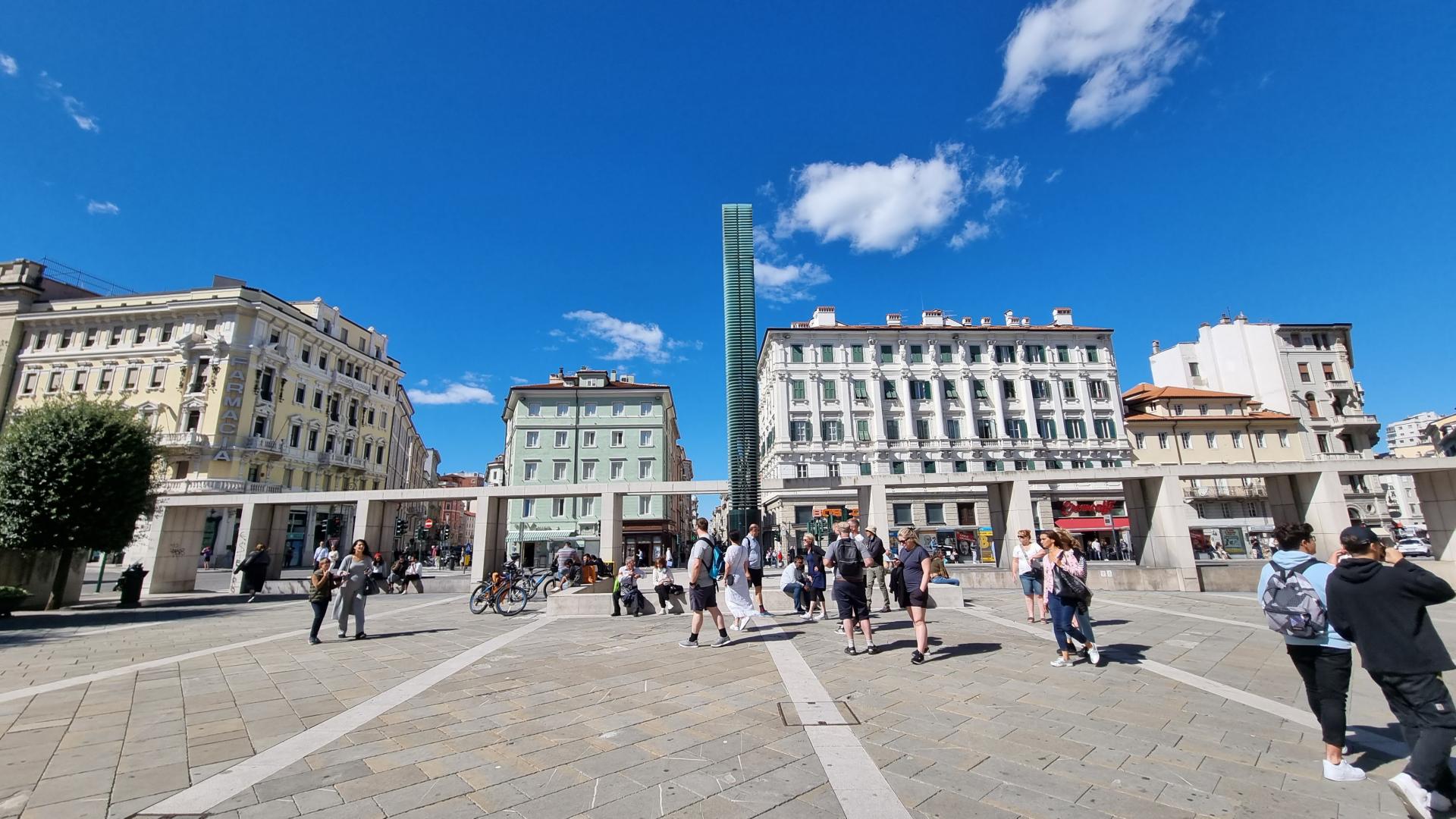 Trieste: Piazza Goldoni Image