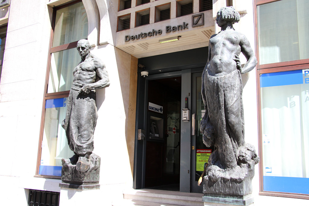 Palazzo della Banca di Praga Image