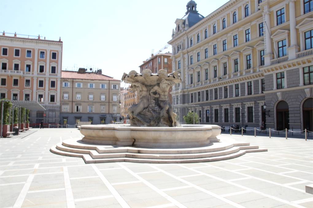 Piazza Vittorio Veneto Image